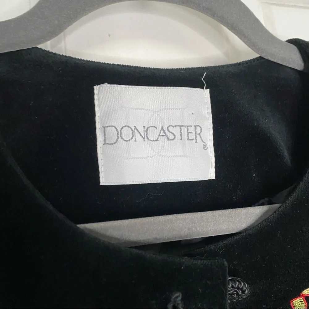 Vintage DONCASTER Crop Multicolor Geometric Floral Velvet Jacket Size 12 Petite